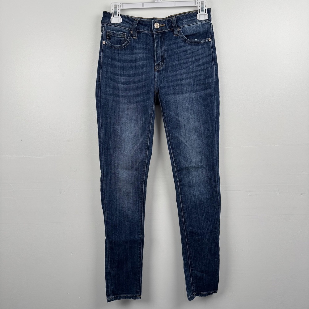 KanCan Jeans Womens 27 (26x28) Skinny Slim Mid Rise Medium Wash Stretch Denim